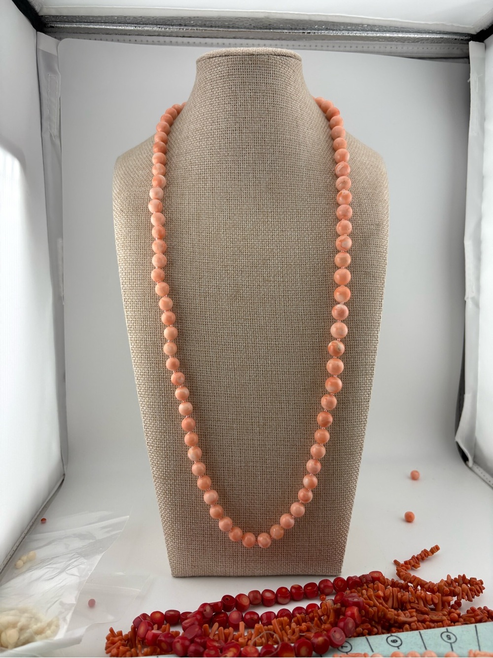 Angel Skin Coral Hand Knotted 34’ no clasp - Picture 3 of 3